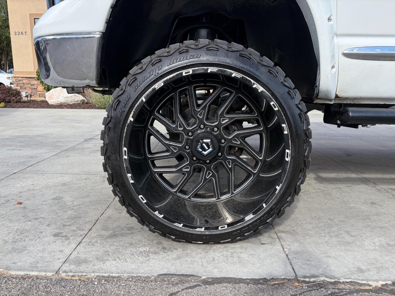 Dodge Ram 2500 4dr Quad Cab 140.5" WB 4WD SLT 2004