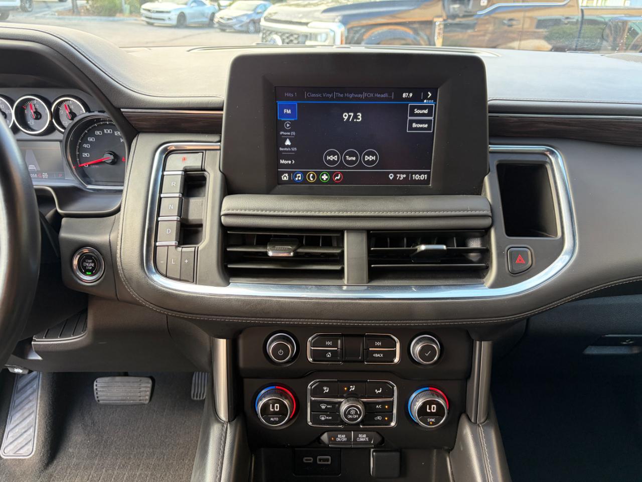 Chevrolet Suburban 4WD 4dr LS 2023