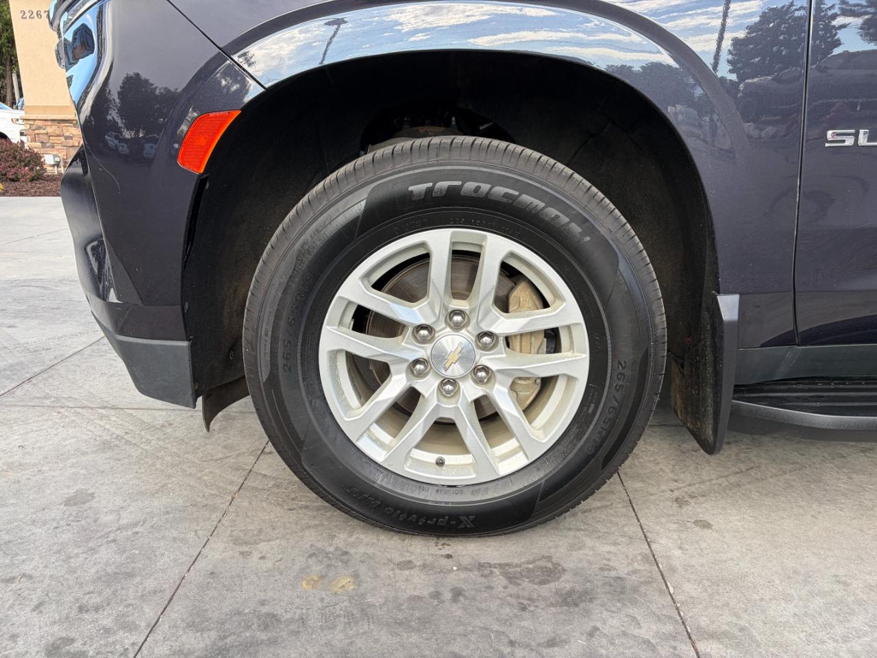 Chevrolet Suburban 4WD 4dr LS 2023