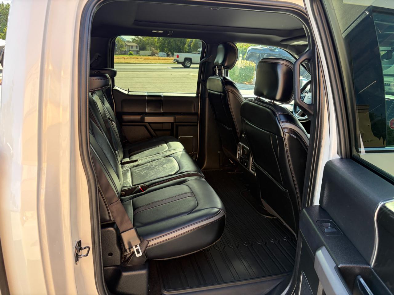 Ford F-150 Platinum 4WD SuperCrew 5.5' Box 2018