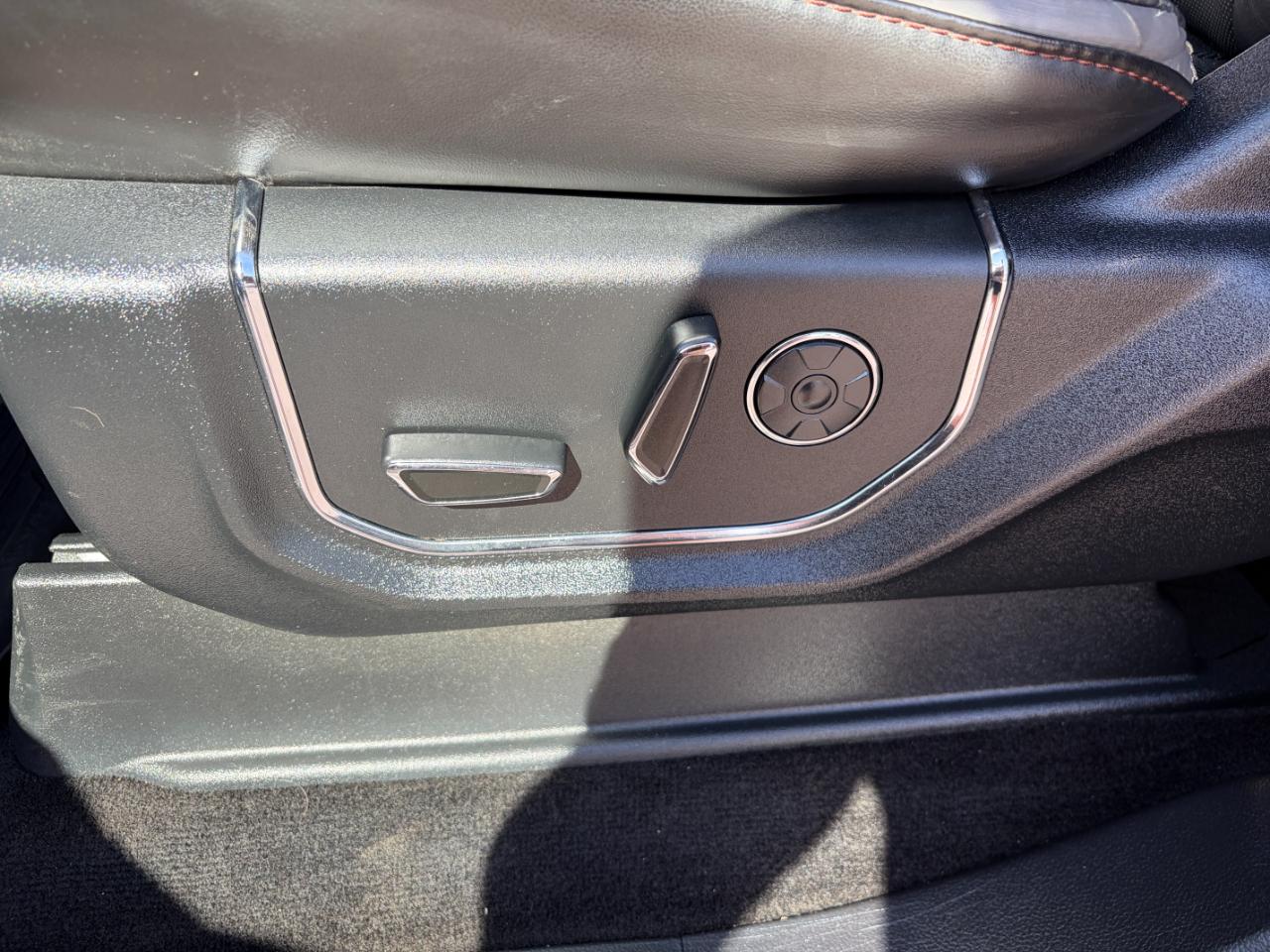 Ford F-150 Platinum 4WD SuperCrew 5.5' Box 2018