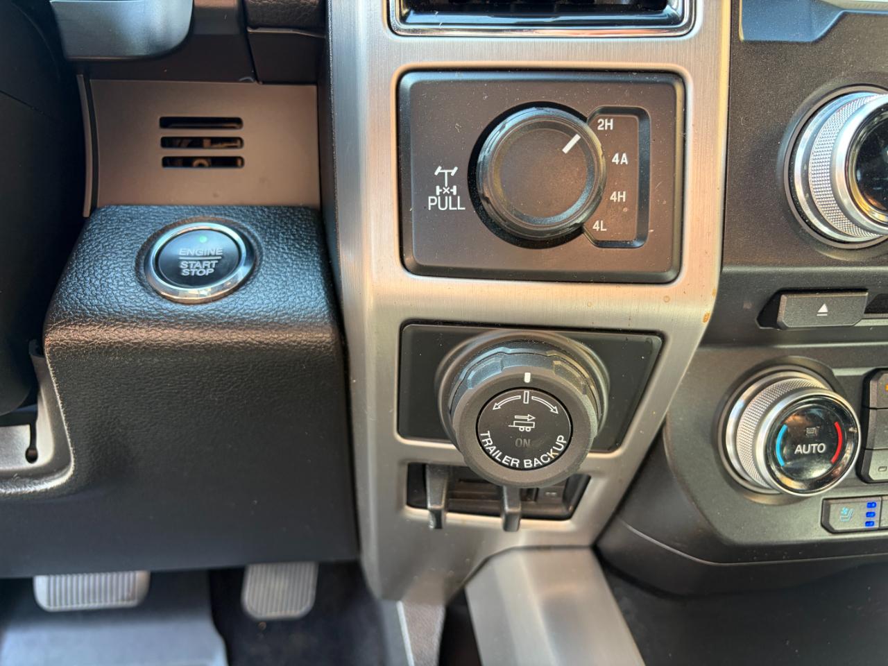 Ford F-150 Platinum 4WD SuperCrew 5.5' Box 2018