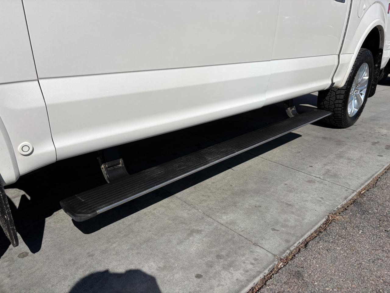 Ford F-150 Platinum 4WD SuperCrew 5.5' Box 2018