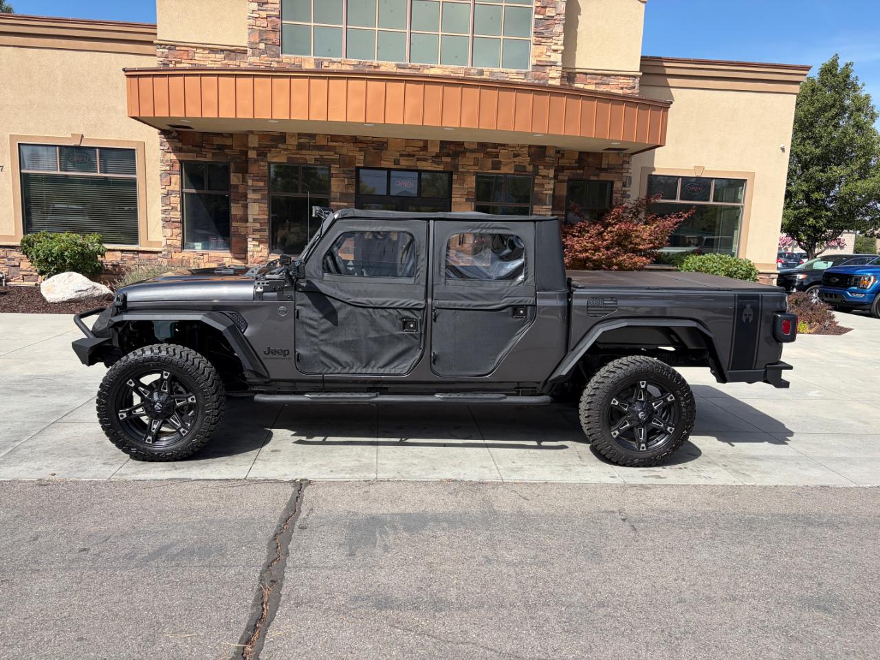 Jeep Gladiator Sport 4x4 2023