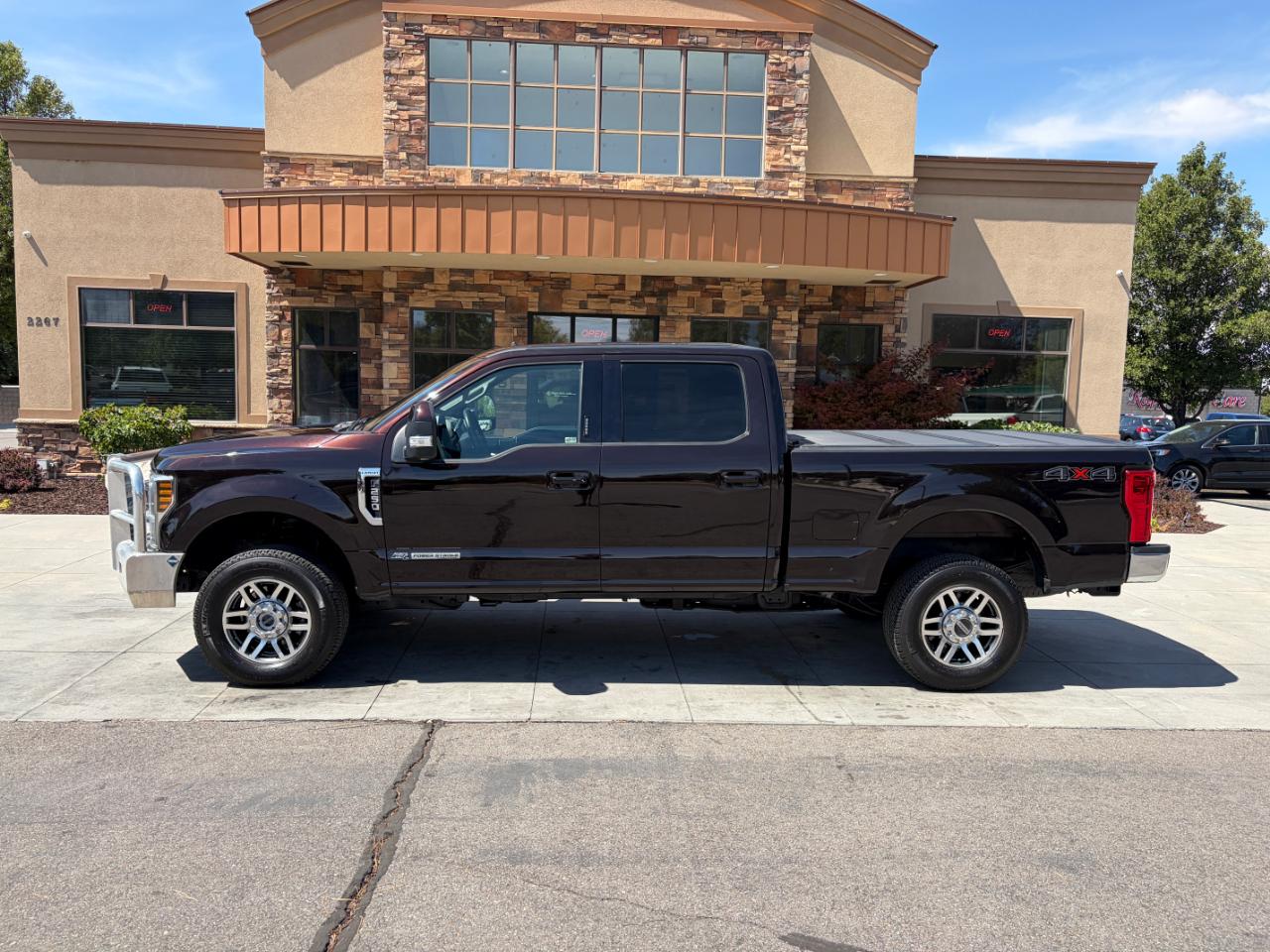 Ford Super Duty F-250 SRW Lariat 4WD Crew Cab 6.75' Box 2019