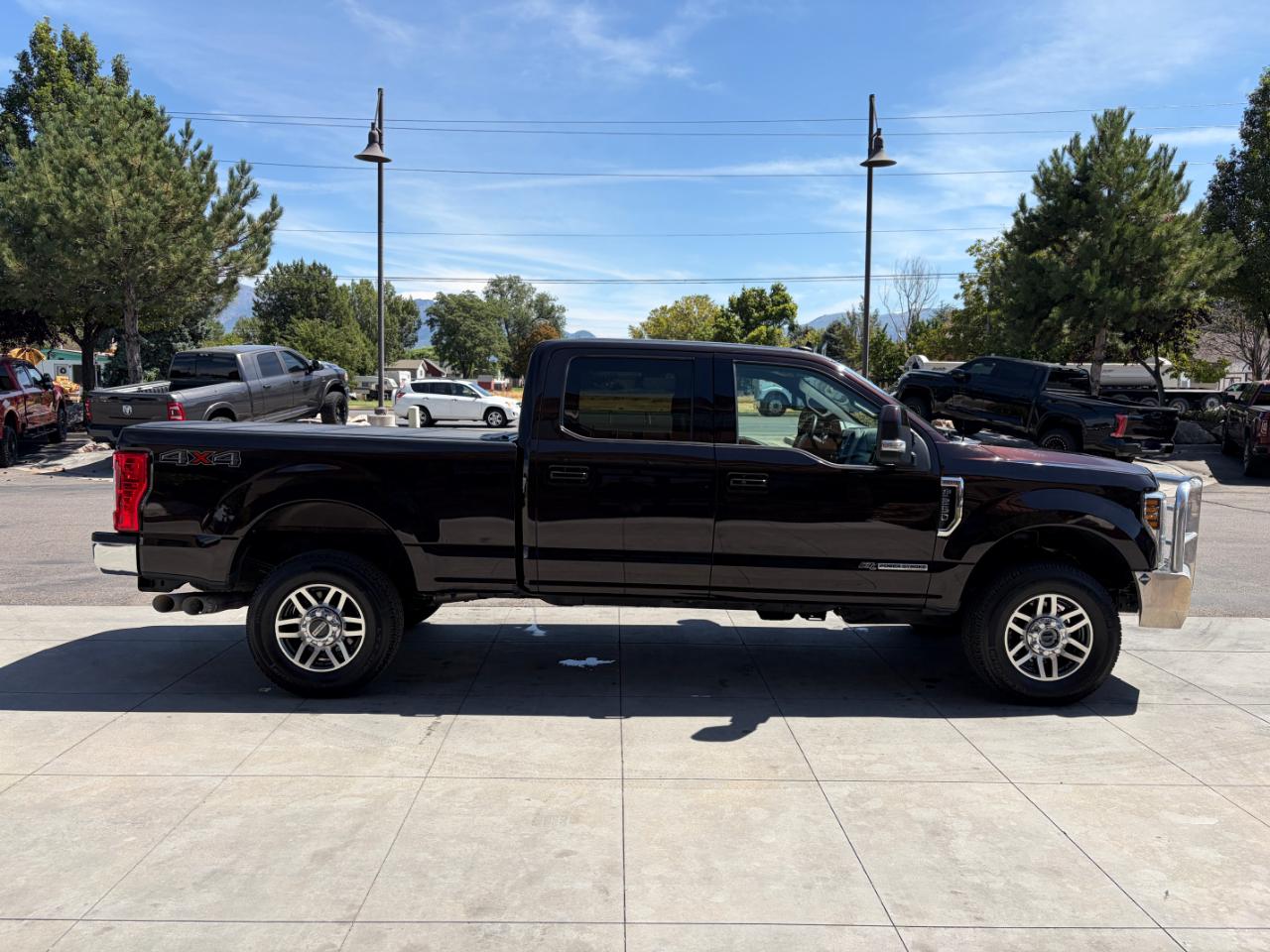 Ford Super Duty F-250 SRW Lariat 4WD Crew Cab 6.75' Box 2019