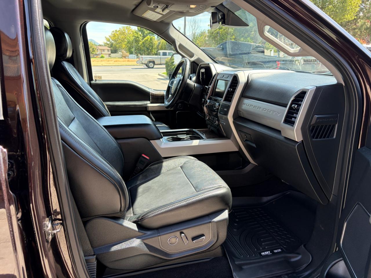 Ford Super Duty F-250 SRW Lariat 4WD Crew Cab 6.75' Box 2019