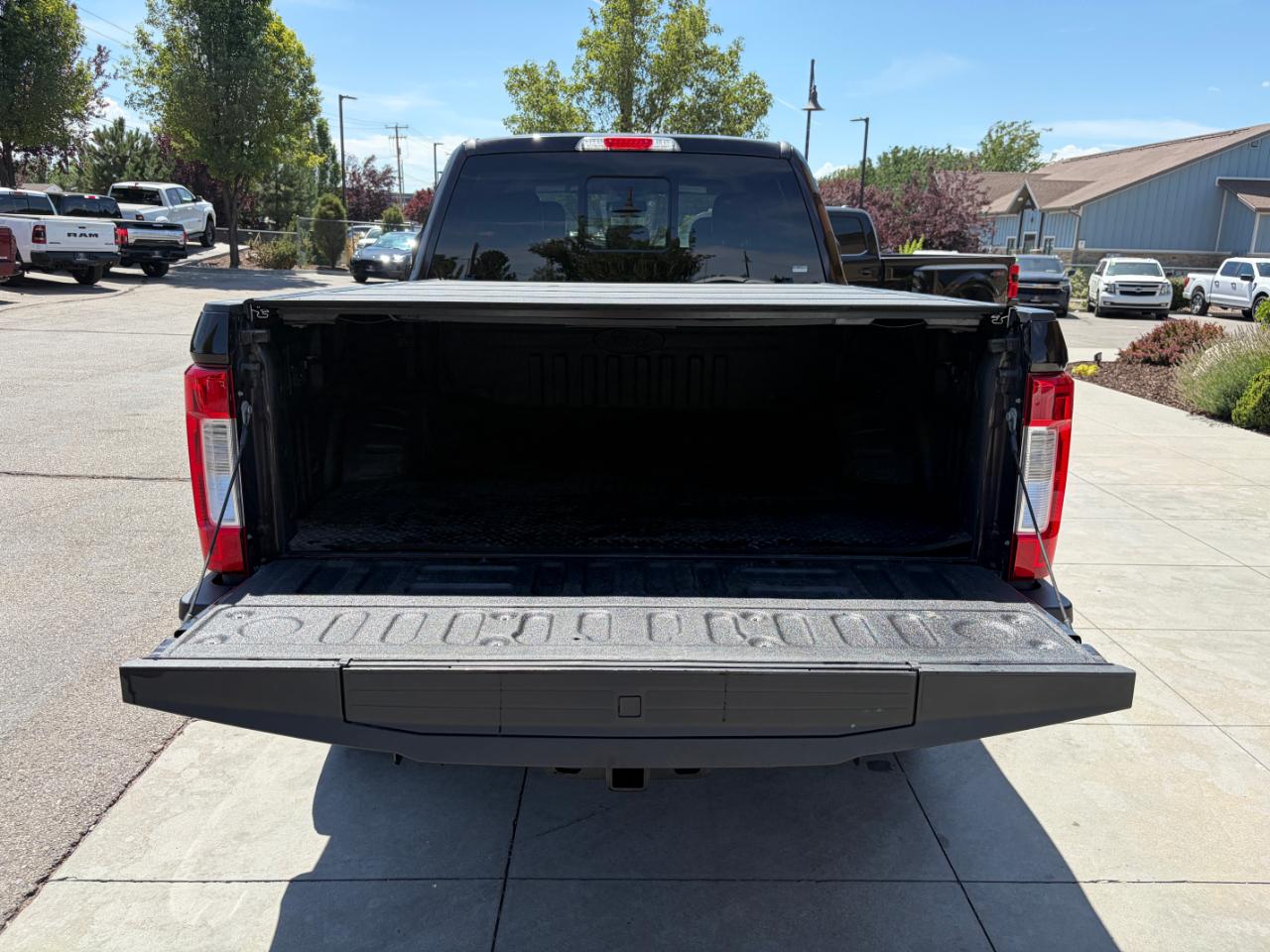 Ford Super Duty F-250 SRW Lariat 4WD Crew Cab 6.75' Box 2019