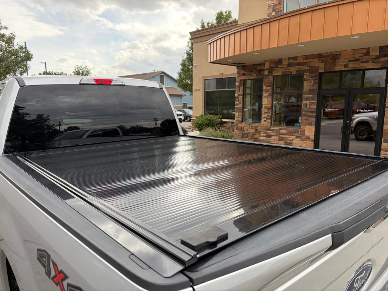 Ford Super Duty F-250 SRW XLT 4WD Crew Cab 6.75' Box 2017