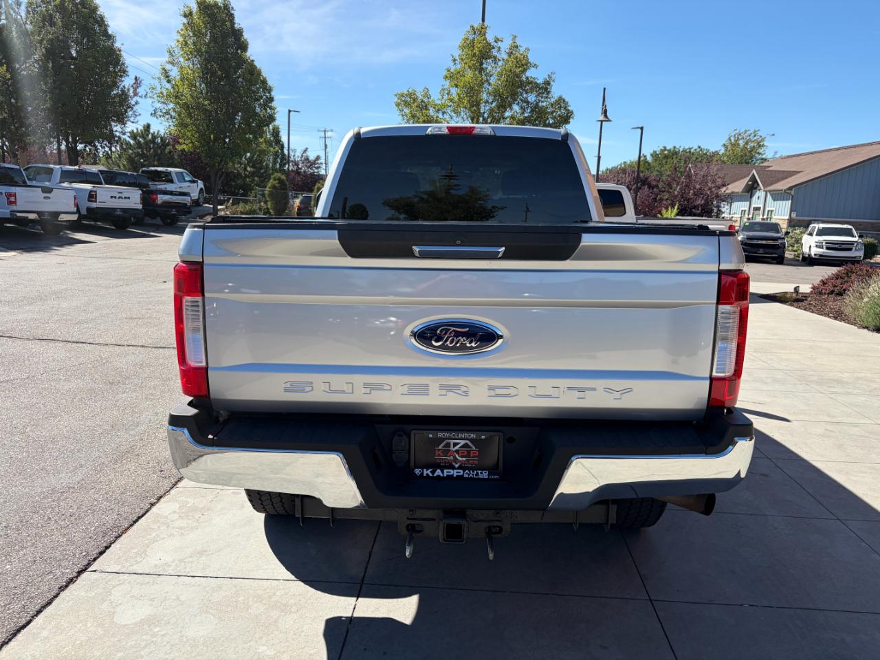 Ford Super Duty F-250 SRW XLT 4WD Crew Cab 6.75' Box 2017