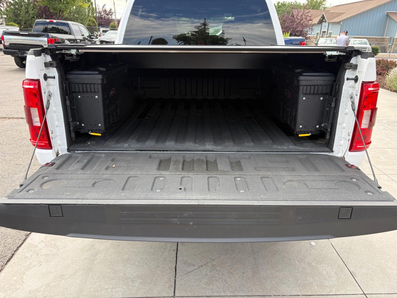 Ford F-150 XL 4WD SuperCrew 5.5' Box 2023