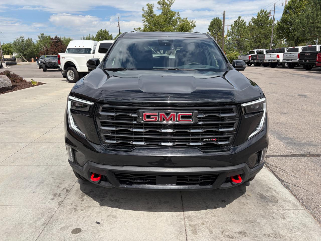 GMC Acadia AWD 4dr AT4 2024