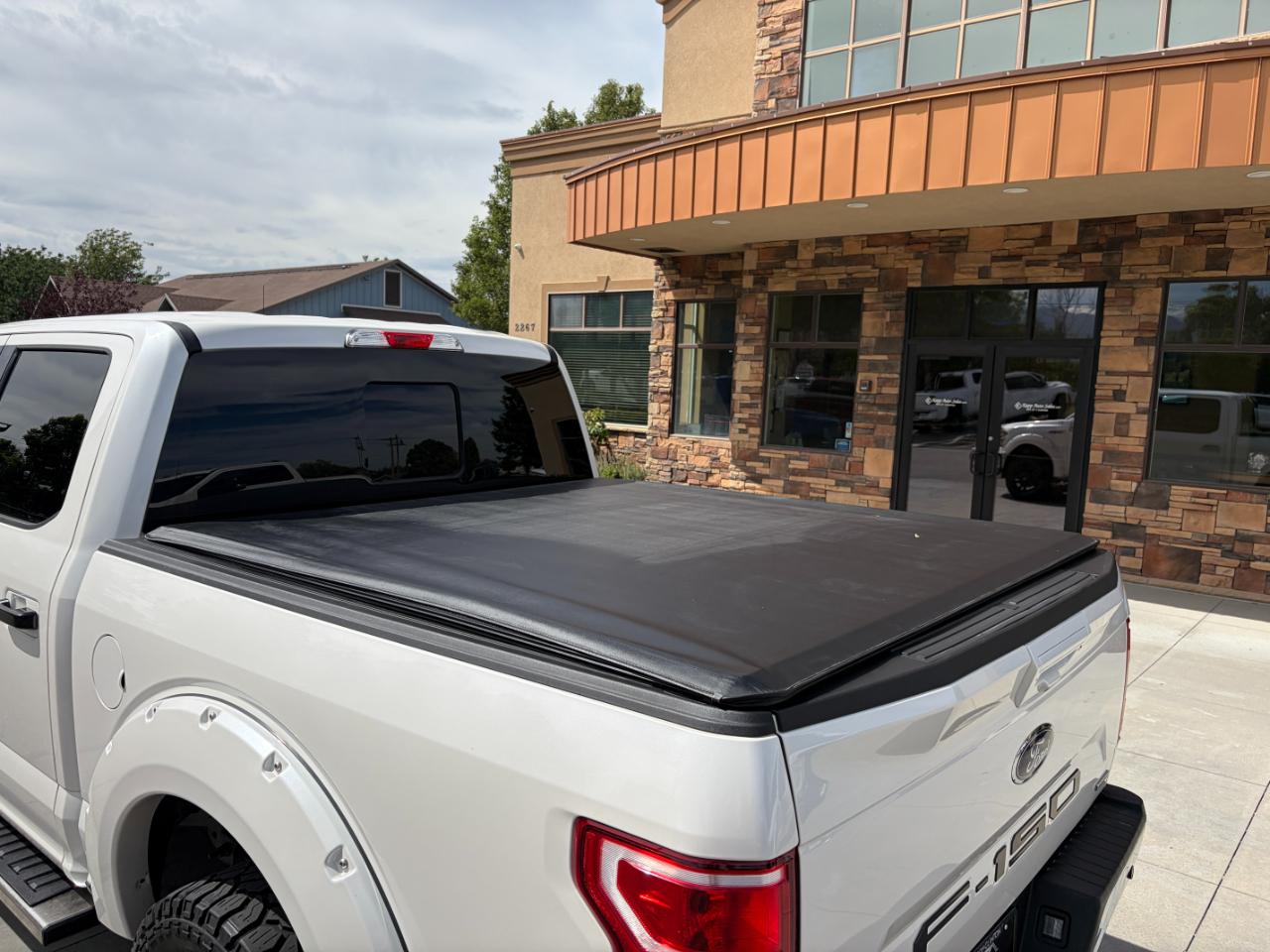 Ford F-150 Lariat 4WD SuperCrew 5.5' Box 2018