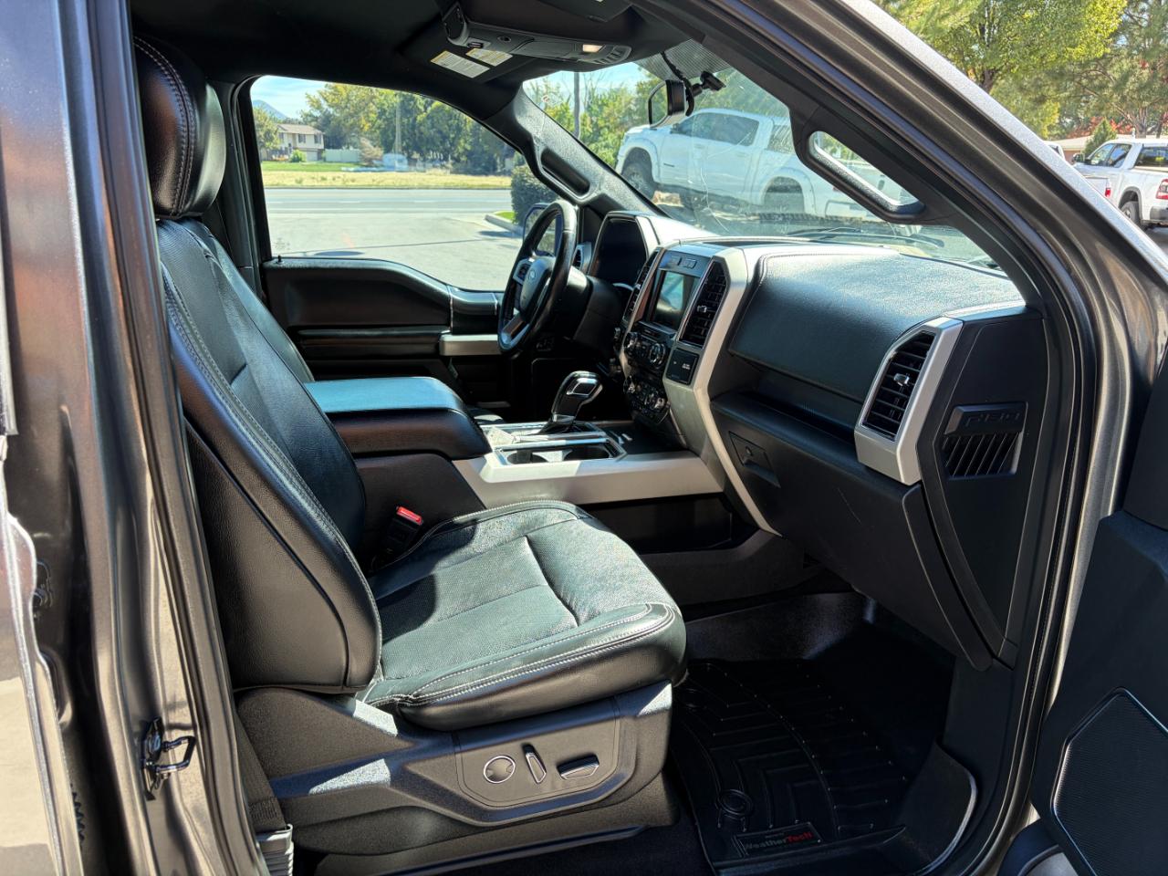 Ford F-150 Lariat 4WD SuperCrew 5.5' Box 2018