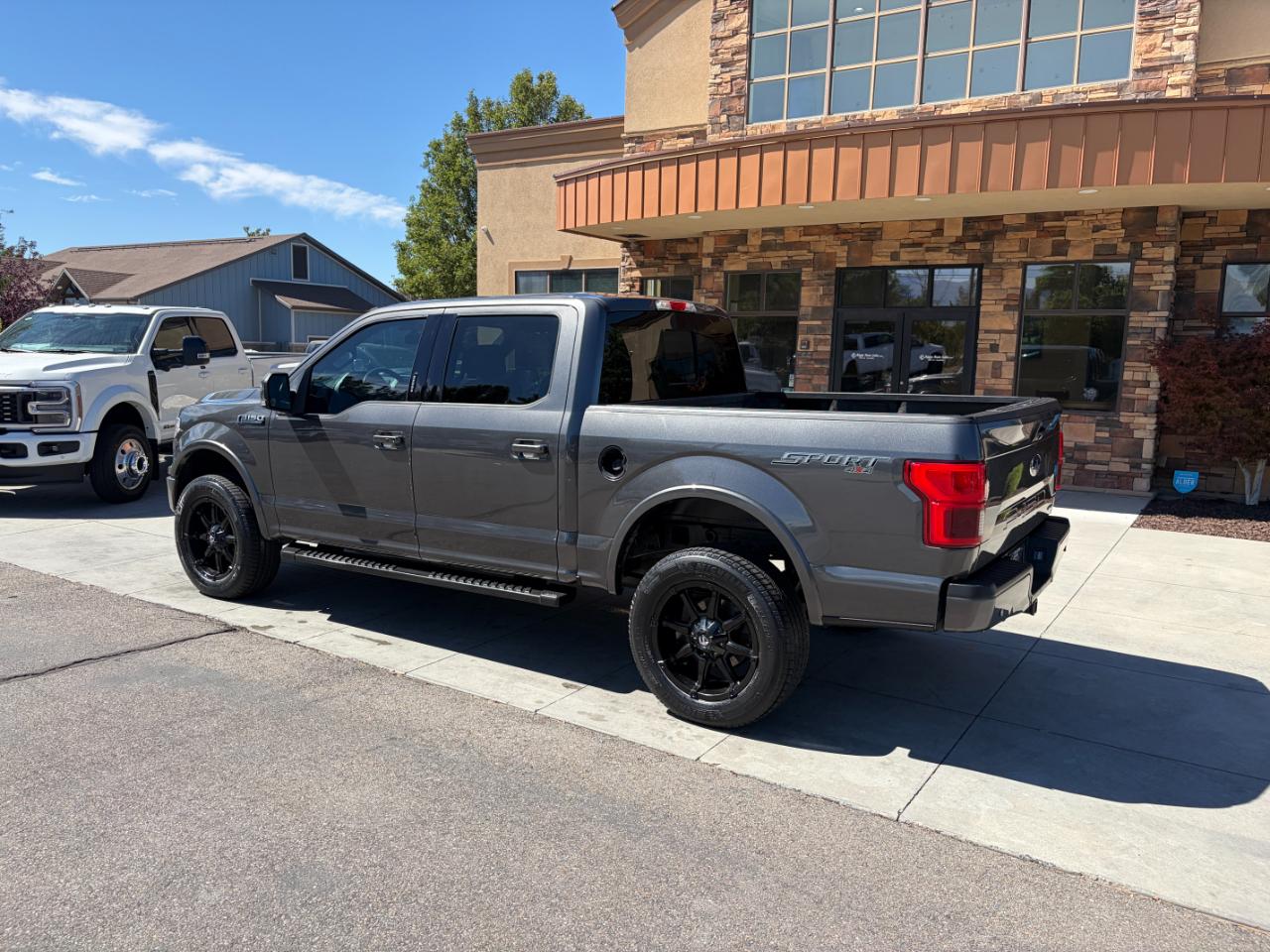 Ford F-150 Lariat 4WD SuperCrew 5.5' Box 2018