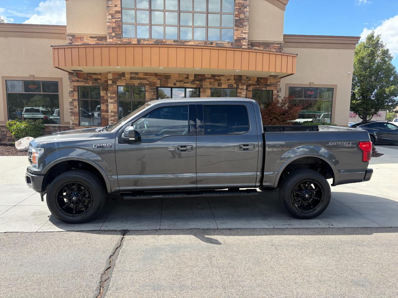 Ford F-150 Lariat 4WD SuperCrew 5.5' Box 2018