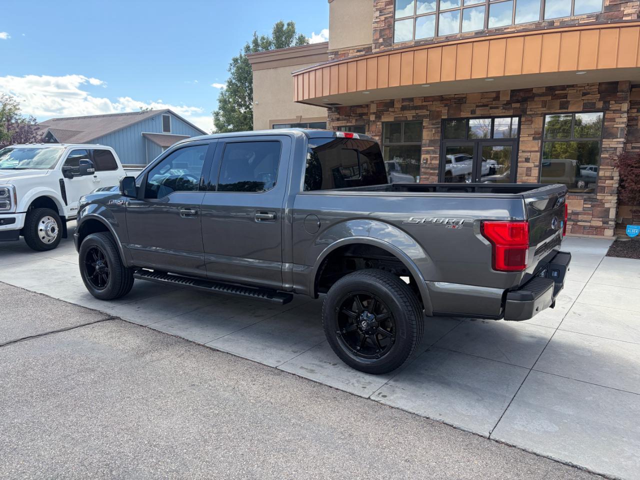 Ford F-150 Lariat 4WD SuperCrew 5.5' Box 2018