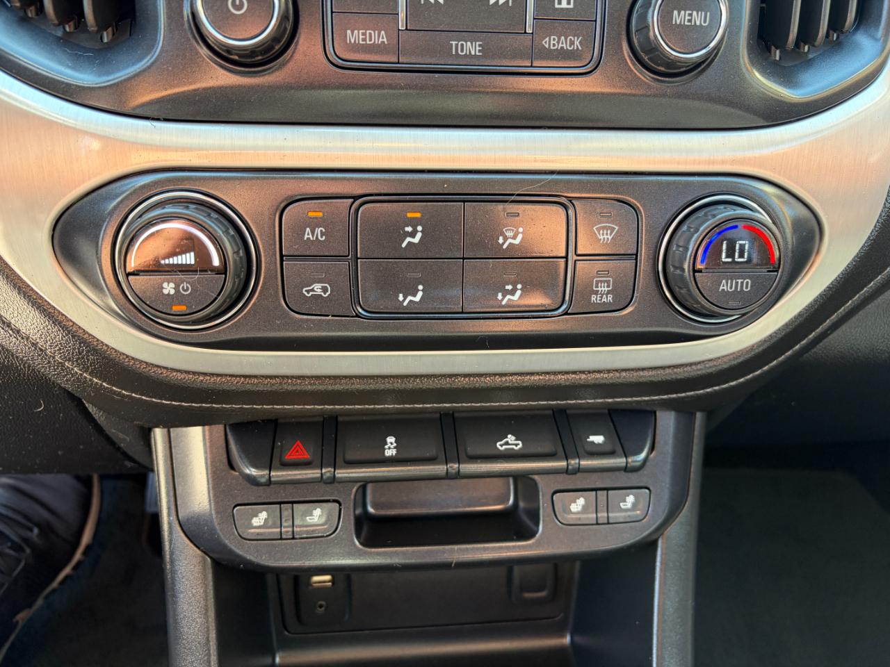 GMC Canyon 4WD Crew Cab 140.5" SLT 2015