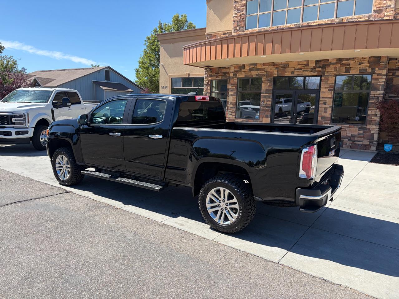 GMC Canyon 4WD Crew Cab 140.5" SLT 2015
