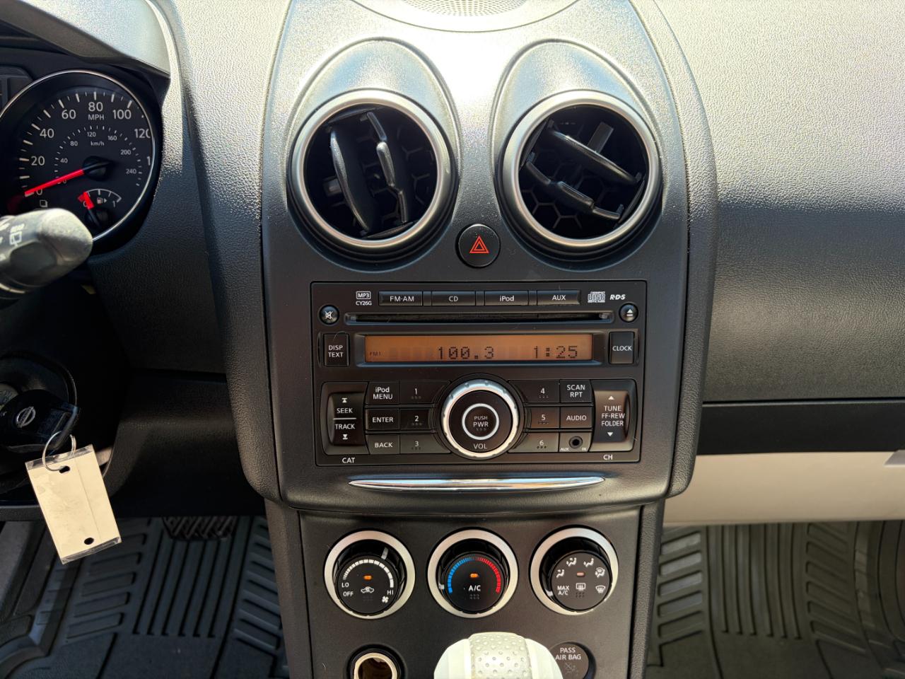 Nissan Rogue Select FWD 4dr S 2015