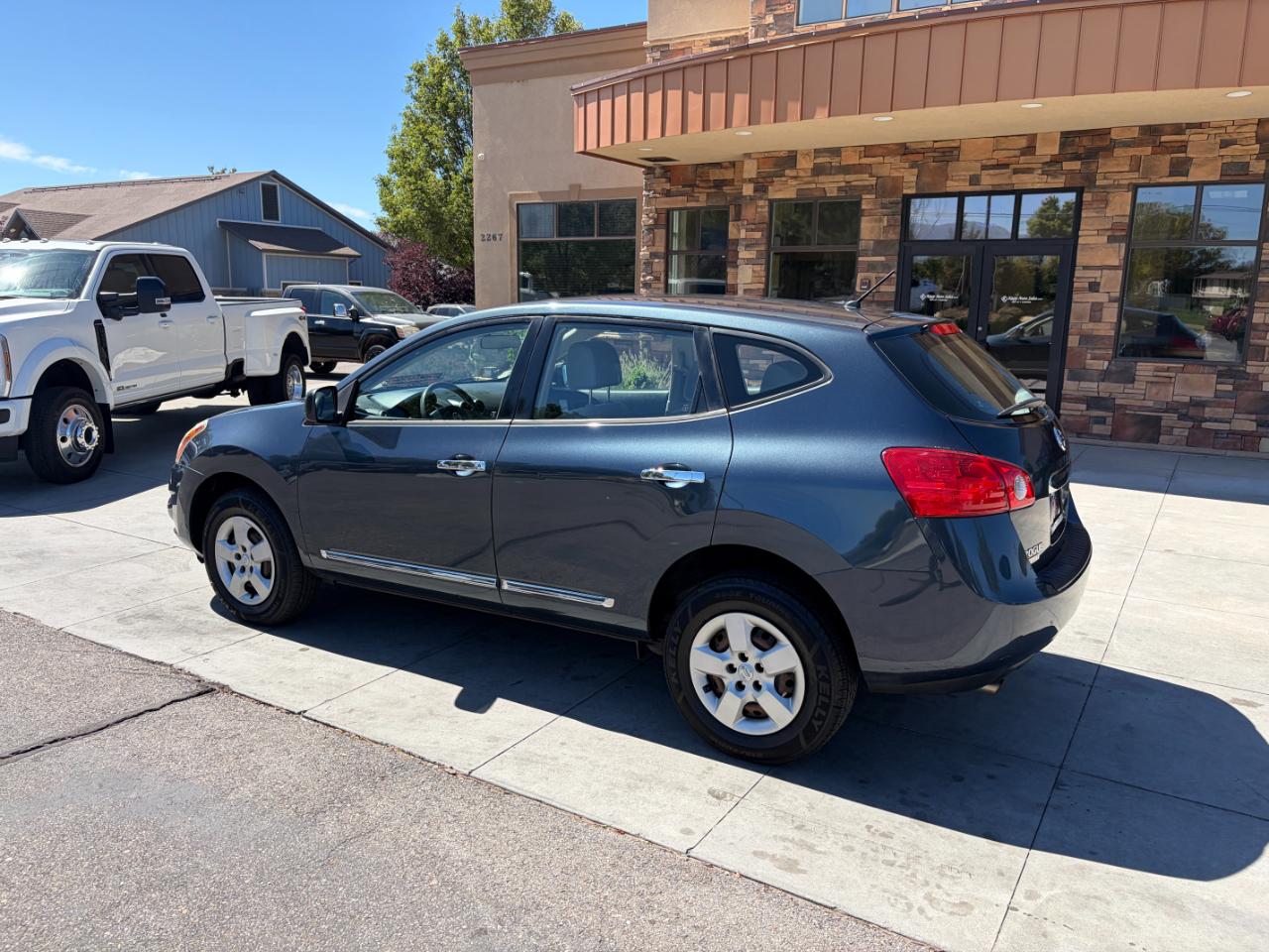 Nissan Rogue Select FWD 4dr S 2015