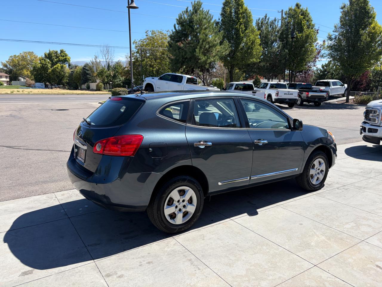 Nissan Rogue Select FWD 4dr S 2015