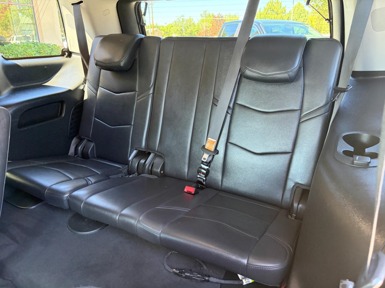 Cadillac Escalade 4WD 4dr Luxury 2018