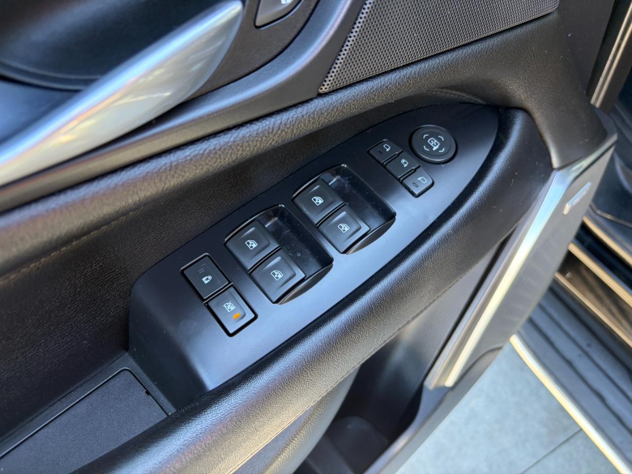 Cadillac Escalade 4WD 4dr Luxury 2018