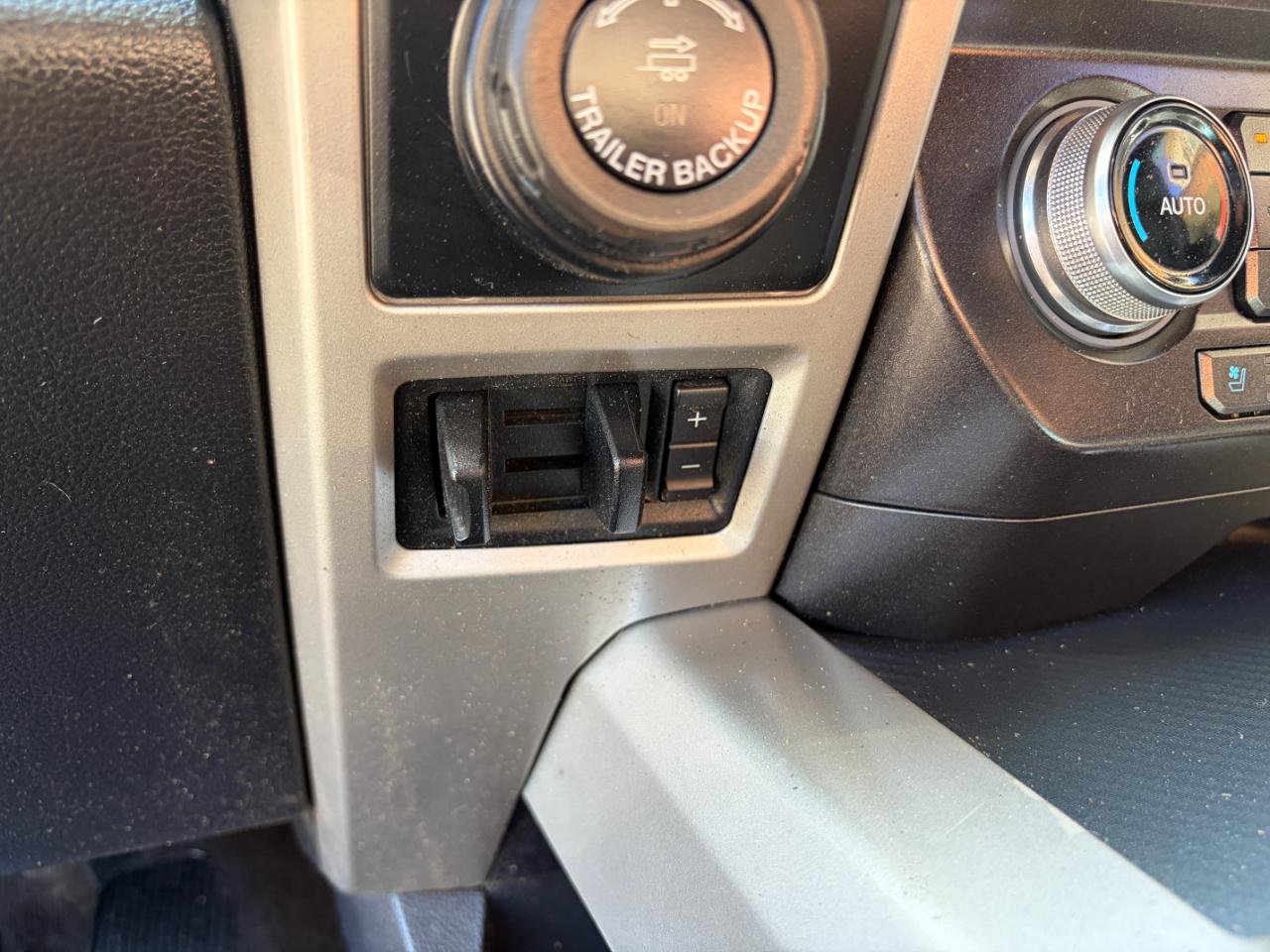 Ford F-150 Lariat 4WD SuperCrew 5.5' Box 2018