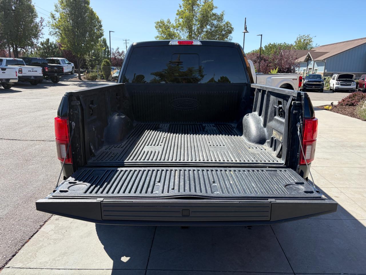 Ford F-150 Lariat 4WD SuperCrew 5.5' Box 2018