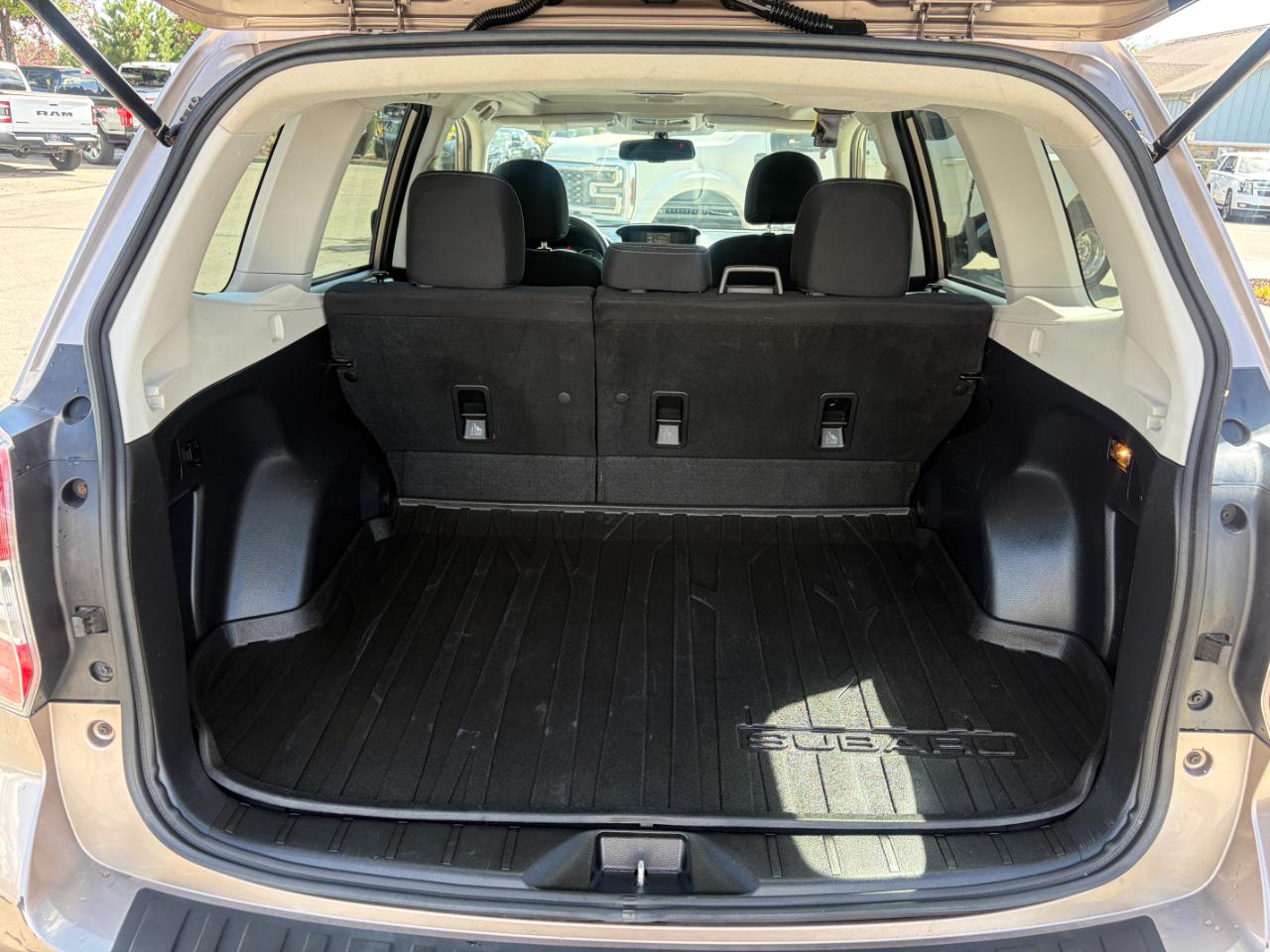 Subaru Forester 4dr CVT 2.5i Premium PZEV 2015