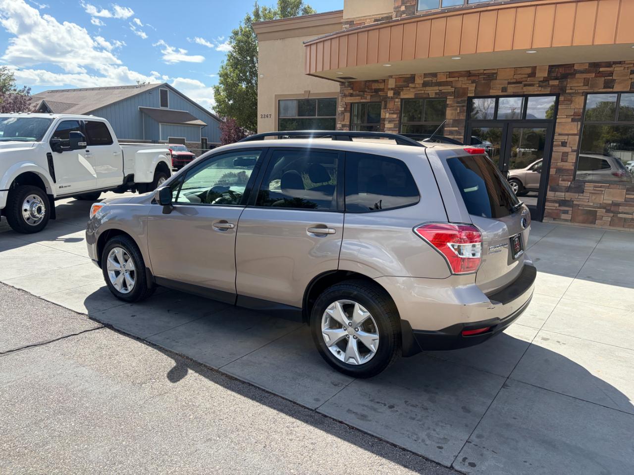Subaru Forester 4dr CVT 2.5i Premium PZEV 2015