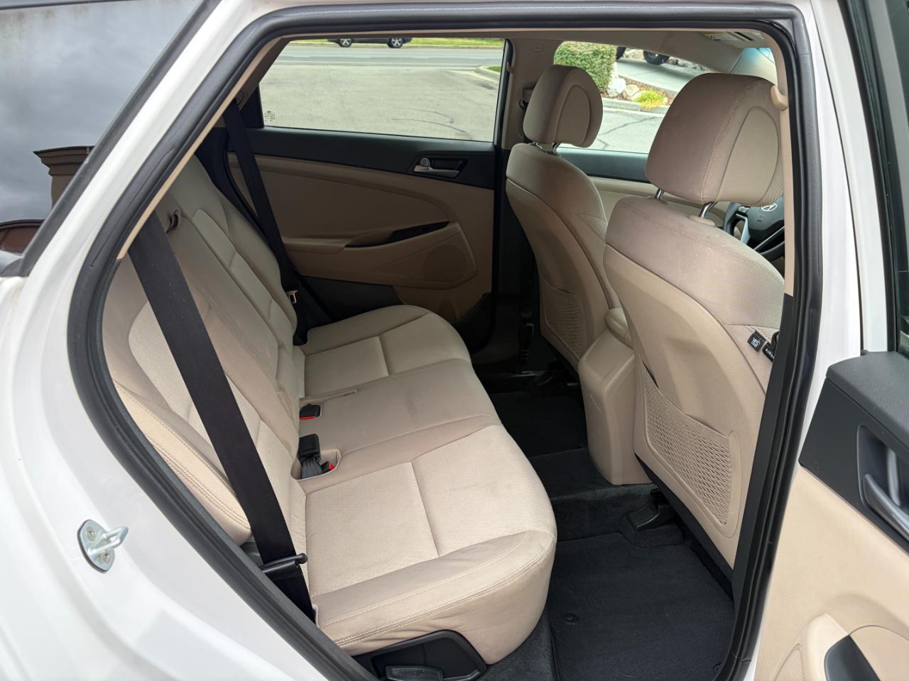 Hyundai Tucson FWD 4dr Eco w/Beige Int 2016