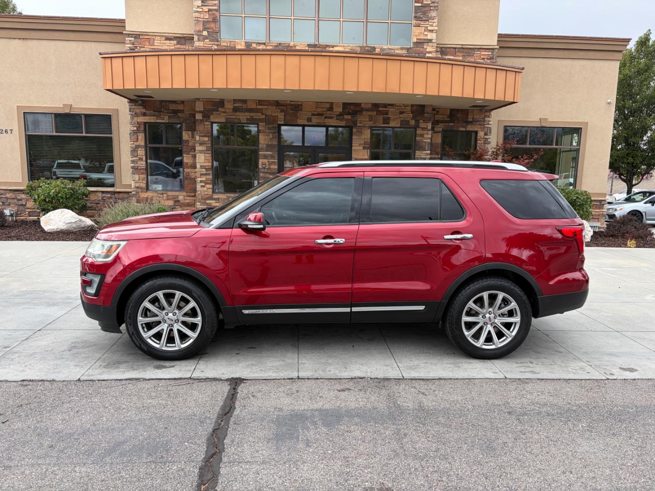 Ford Explorer Limited 4WD 2017