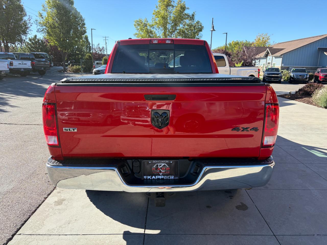RAM 1500 Classic SLT 4x4 Crew Cab 6'4" Box 2019