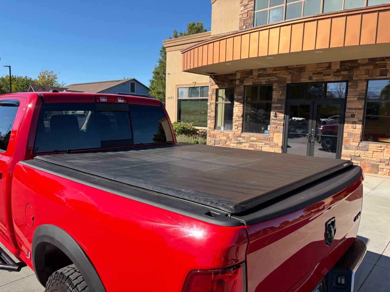 RAM 1500 Classic SLT 4x4 Crew Cab 6'4" Box 2019
