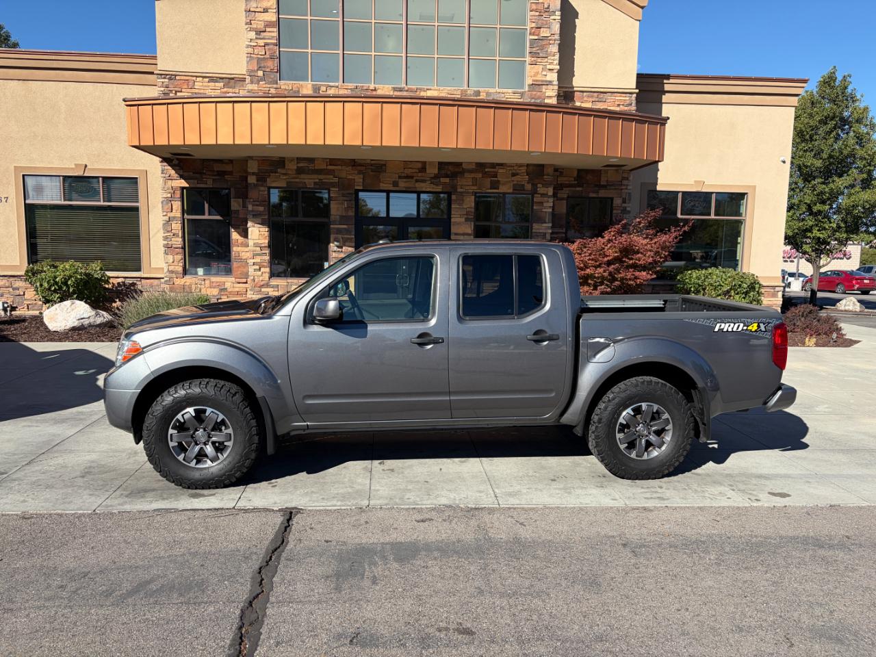 Nissan Frontier Crew Cab 4x4 PRO-4X Auto 2019