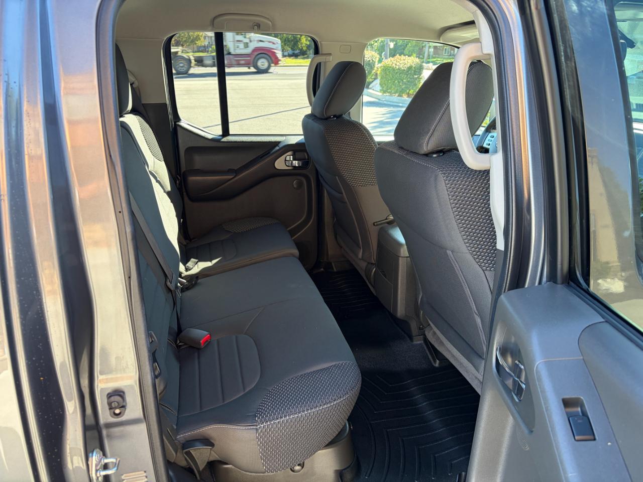 Nissan Frontier Crew Cab 4x4 PRO-4X Auto 2019