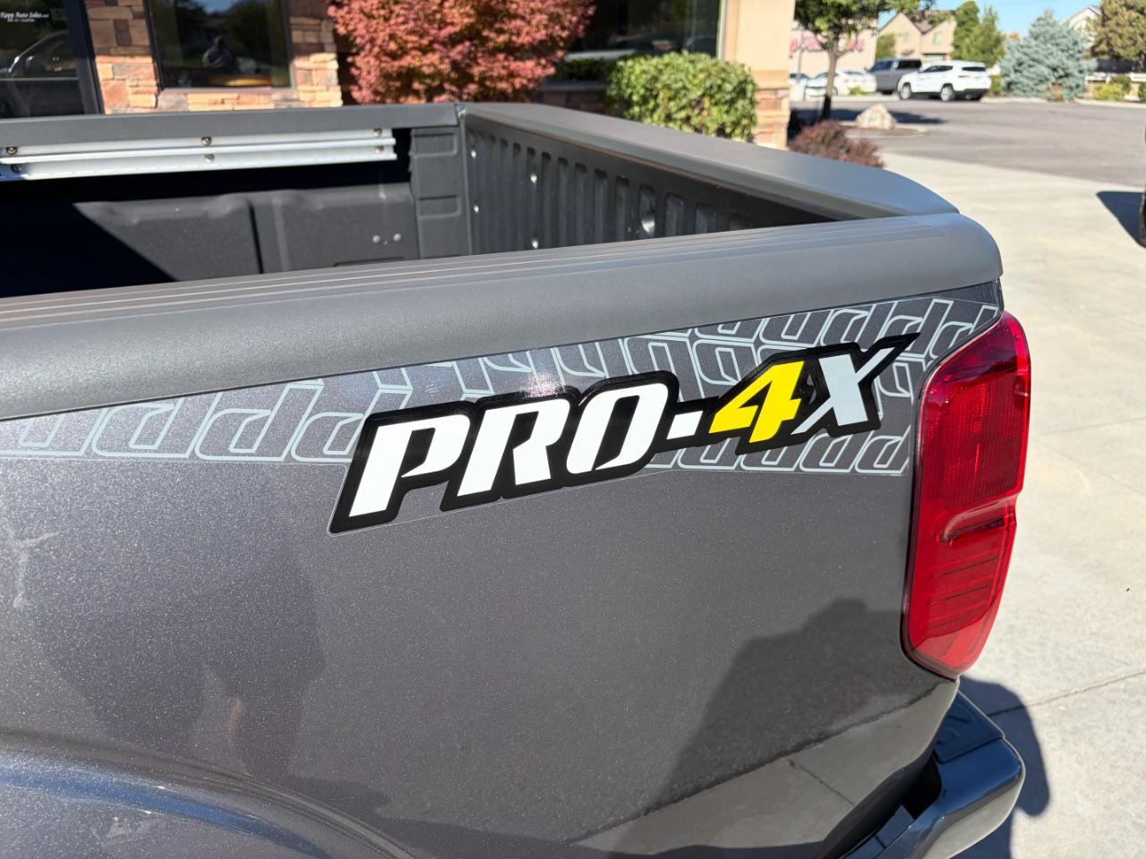 Nissan Frontier Crew Cab 4x4 PRO-4X Auto 2019
