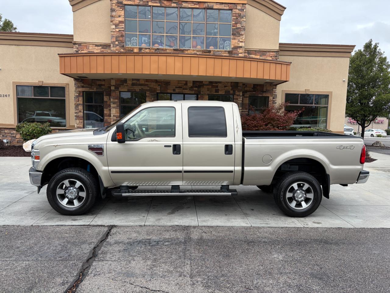 Ford Super Duty F-350 SRW 4WD Crew Cab 156" Lariat 2008