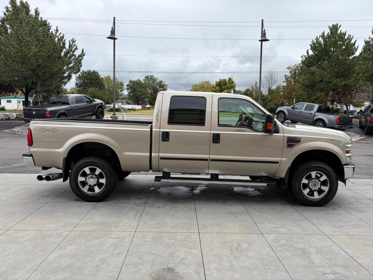 Ford Super Duty F-350 SRW 4WD Crew Cab 156" Lariat 2008