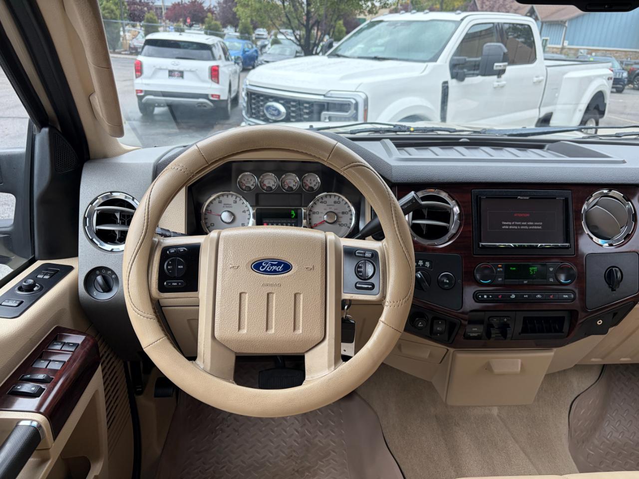Ford Super Duty F-350 SRW 4WD Crew Cab 156" Lariat 2008