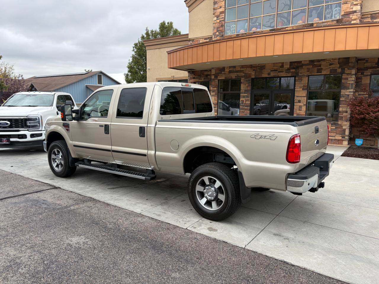 Ford Super Duty F-350 SRW 4WD Crew Cab 156" Lariat 2008