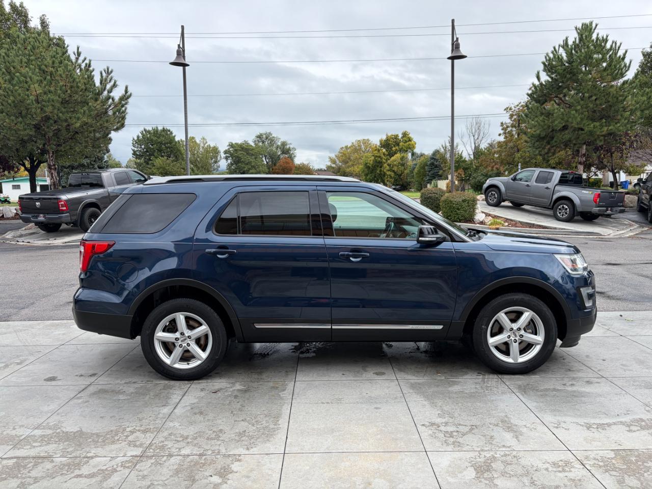 Ford Explorer 4WD 4dr XLT 2016