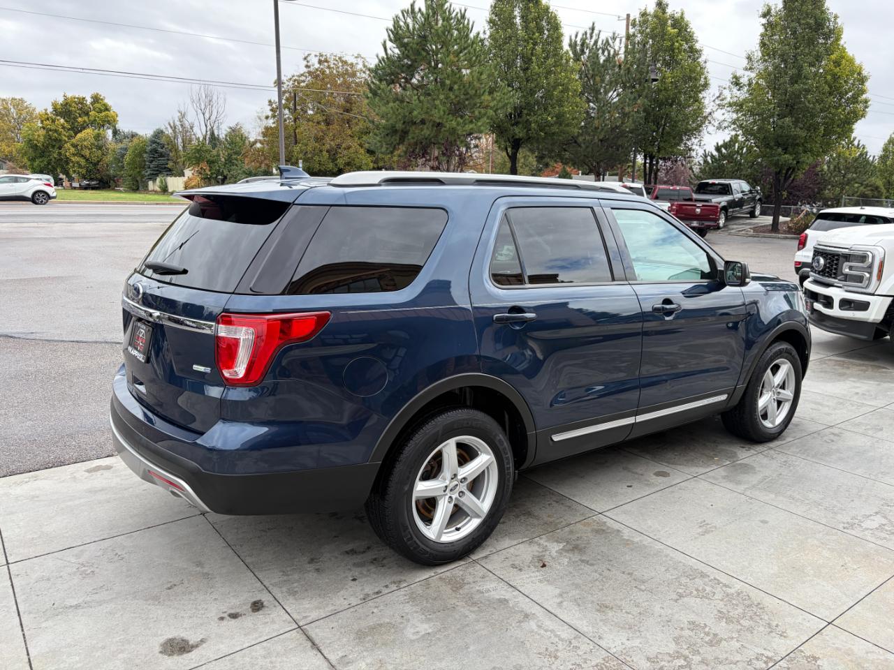 Ford Explorer 4WD 4dr XLT 2016