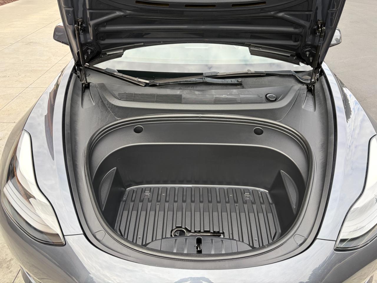 Tesla Model 3 Performance AWD 2023
