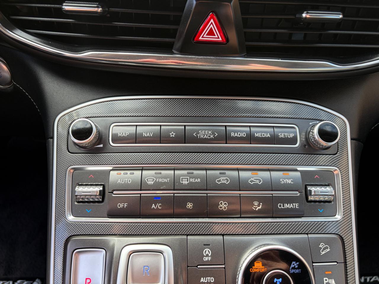 Hyundai Santa Fe Limited AWD 2022