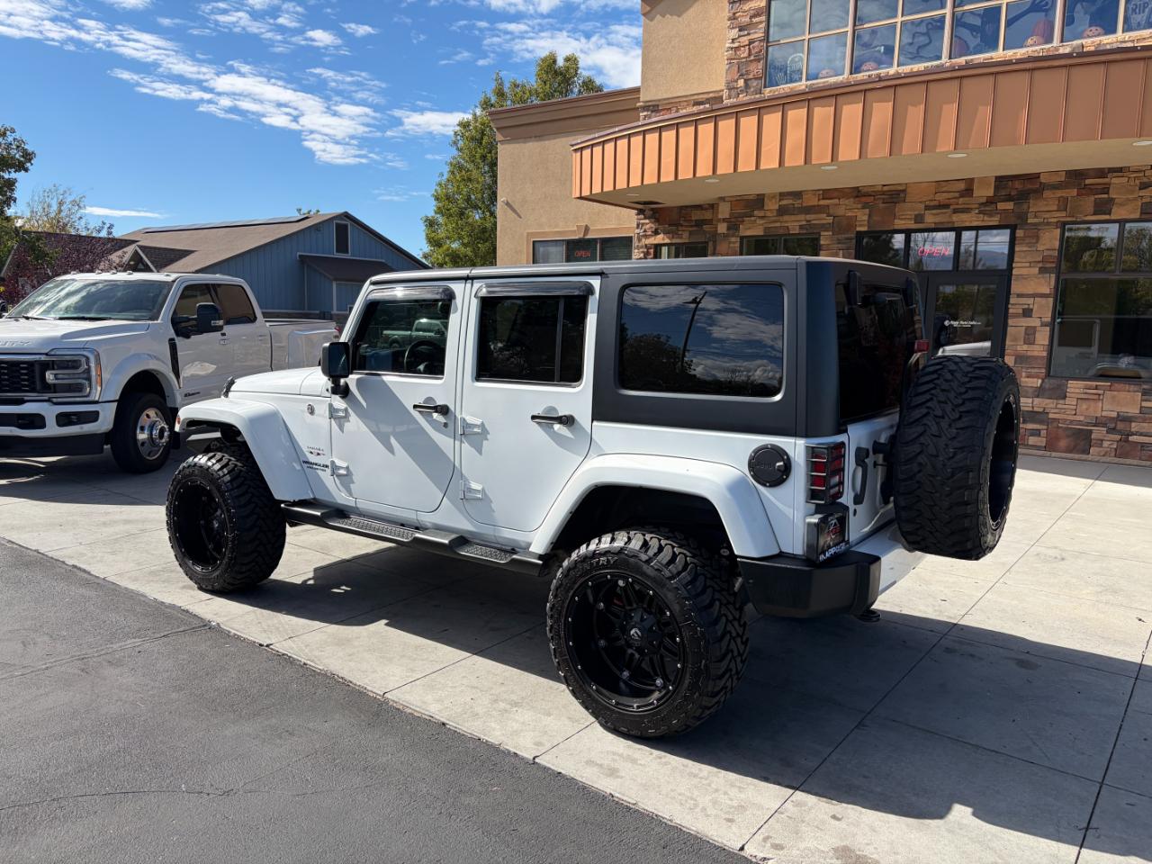 Jeep Wrangler Unlimited 4WD 4dr Sahara 2016