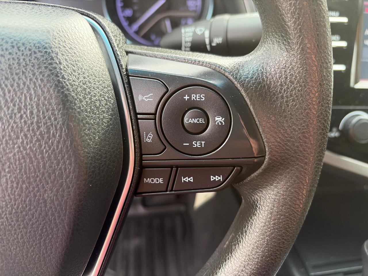 Toyota Camry LE Auto AWD (Natl) 2020