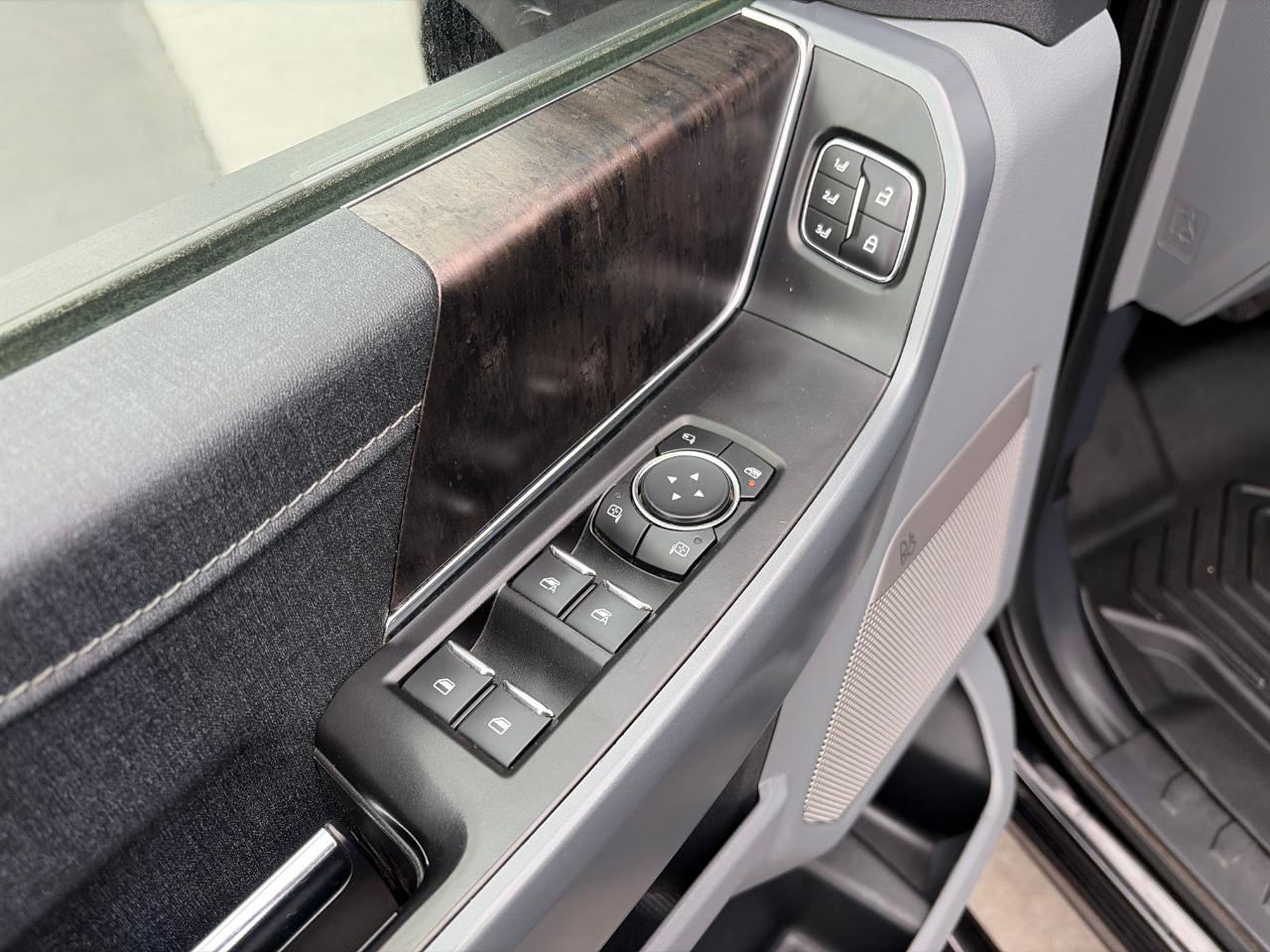 Ford F-150 Lariat 4WD SuperCrew 6.5' Box 2022
